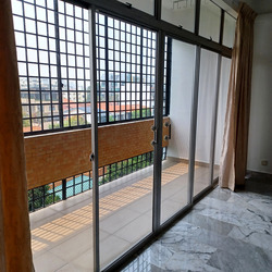 Uni Building (D15), Apartment #635977391